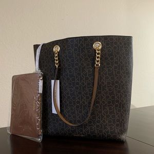 🐻SOLD Calvin Klein Brown Large Tote Bag🐻